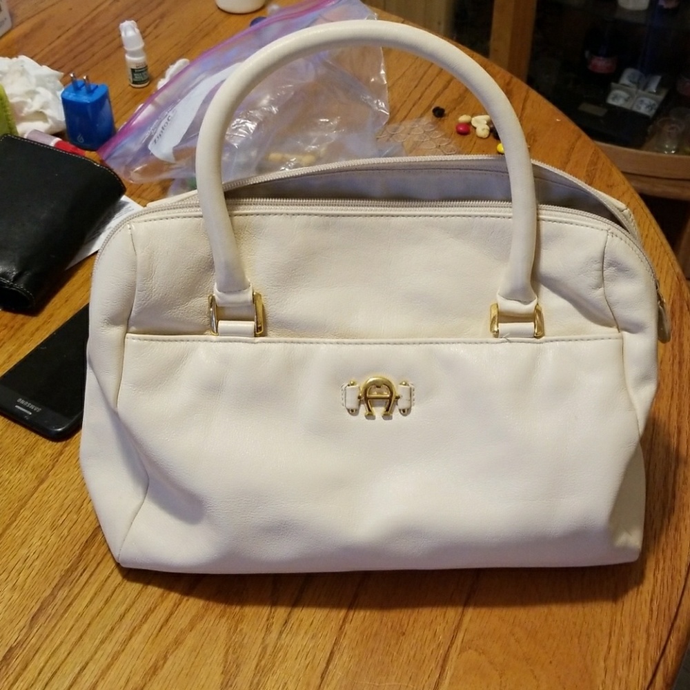 Aigner bag - Picture 2 of 5